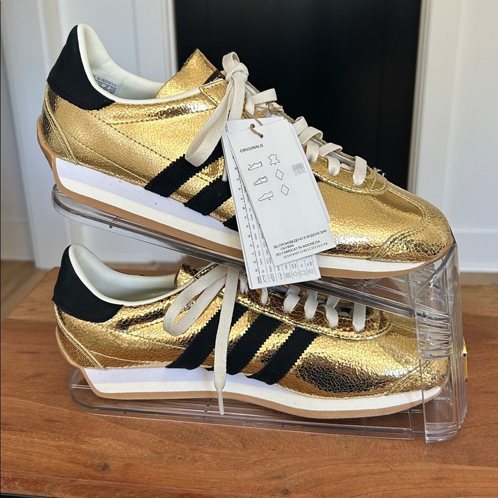 Rare Adidas Metallic Gold Country OG